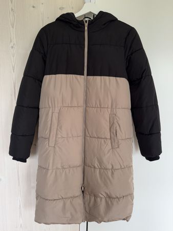 Women’s puffer winter coat . Size S