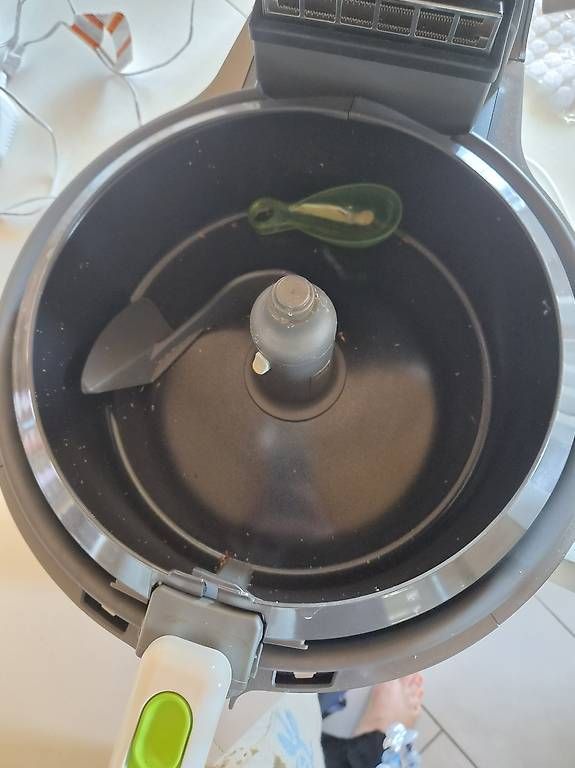 Elettrodomestici da cucina: Friteuse à air chaud – Usato da Les Bois venduto da Nyvara 1