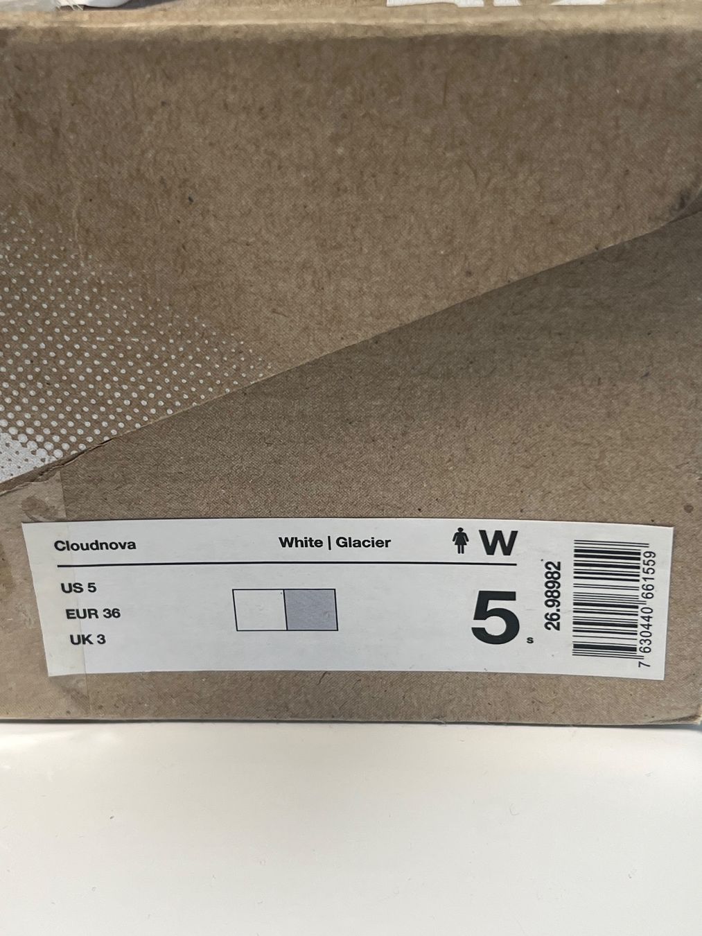 Scarpe da donna: On Cloudnova Sneaker, Weiss, Grösse 36, Neuwertig! – Nuovo e nell'imballaggio originale da Bachenbülach venduto da fed_w8x9 3