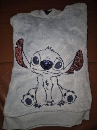 Disney Stitch  Kapuzenpullover Gr. 122 (6-7 Jahre) wie Neu