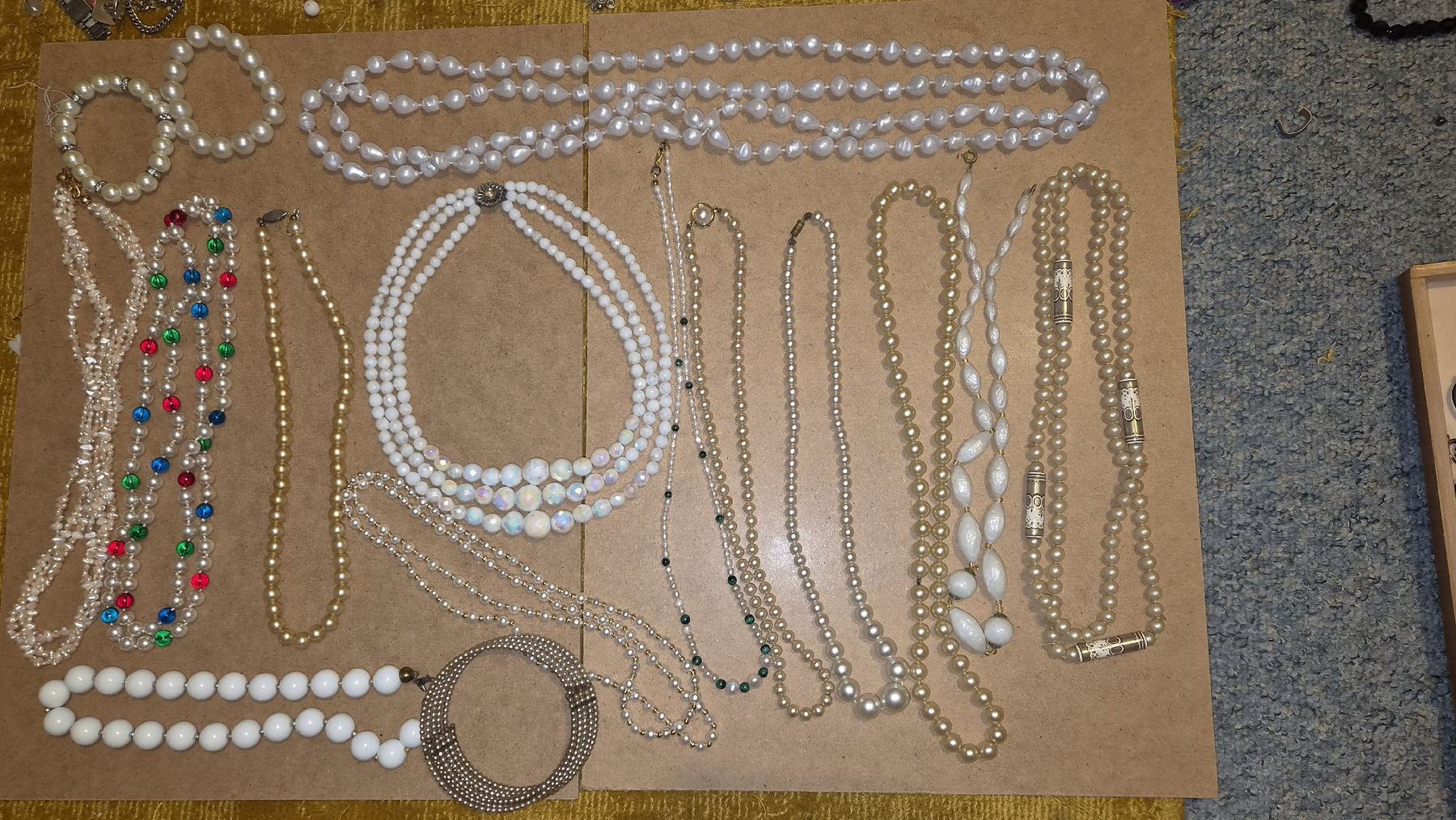 Sonstiger Schmuck: Perlenketten Vintage  Diverse – Gebraucht aus Kölliken von MissesBossTop1