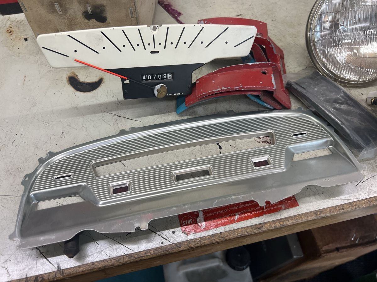 Ford Alle Autoersatzteile: Ford 1957-59 Fairlane div. Teile – Defekt aus Steffisburg von gfell2 1