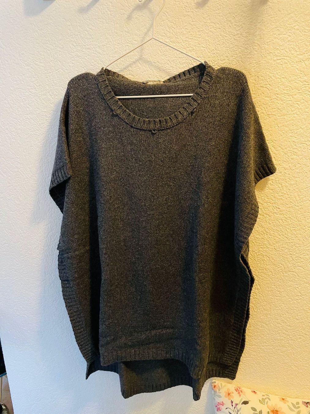 Sonstige Damenmode: Schöner Poncho One Size – Gebraucht aus Uetikon am See von Mici_Ki 2