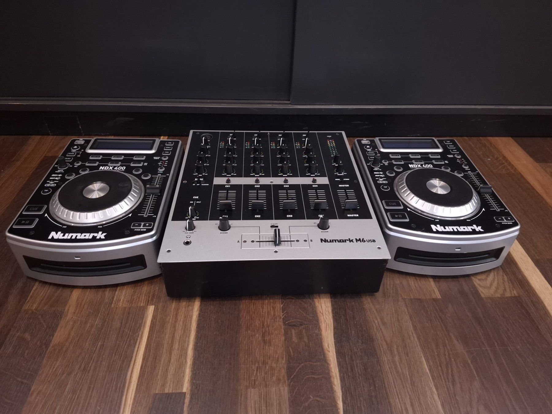 Numark Mischpulte: Numark Full DJ Set (M6-USB/NDX-400) – Gebraucht aus Effretikon von lichtundmusik_GmbH 1
