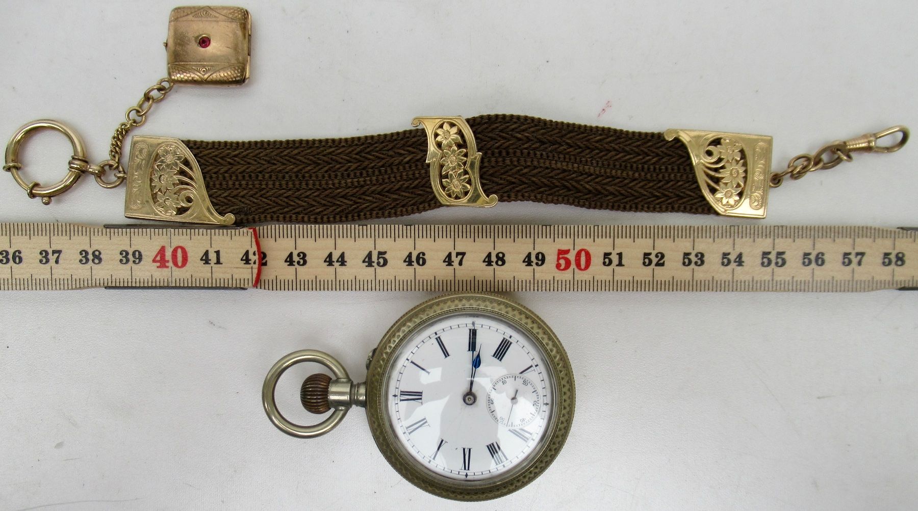 Orologi: Taschenuhr mit Kompass und Uhrenkette – Usato da Bern venduto da Colligentes 9