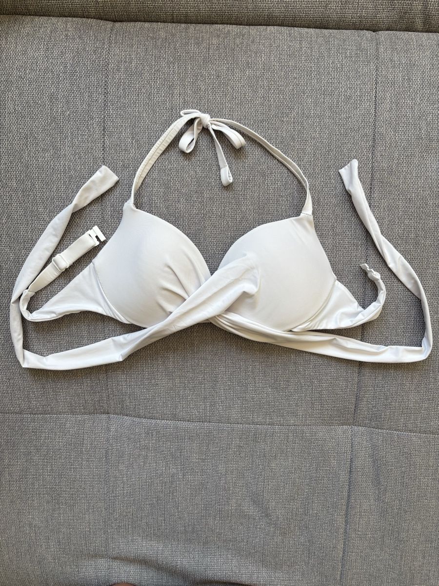 Calzedonia Costumi da bagno & Bikini: Calzedonia Bikini Top Cobey – Nuovo (secondo la descrizione) da Bern venduto da gwilla 2