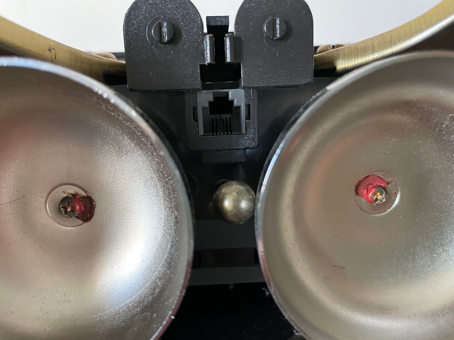 Telefone: Telefon im Antik-Stil Doro Millenium von Audioline – Gebraucht aus Münchenbuchsee von hamama18 4