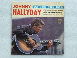 Vinyl Single   EP  JOHNNY HALLYDAY