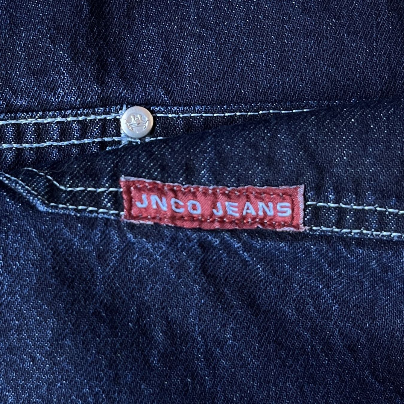 Pantaloni: JNCO Shark Jorts (32US) – Nuovo (secondo la descrizione) da Chamoson venduto da Sapoloshop 2