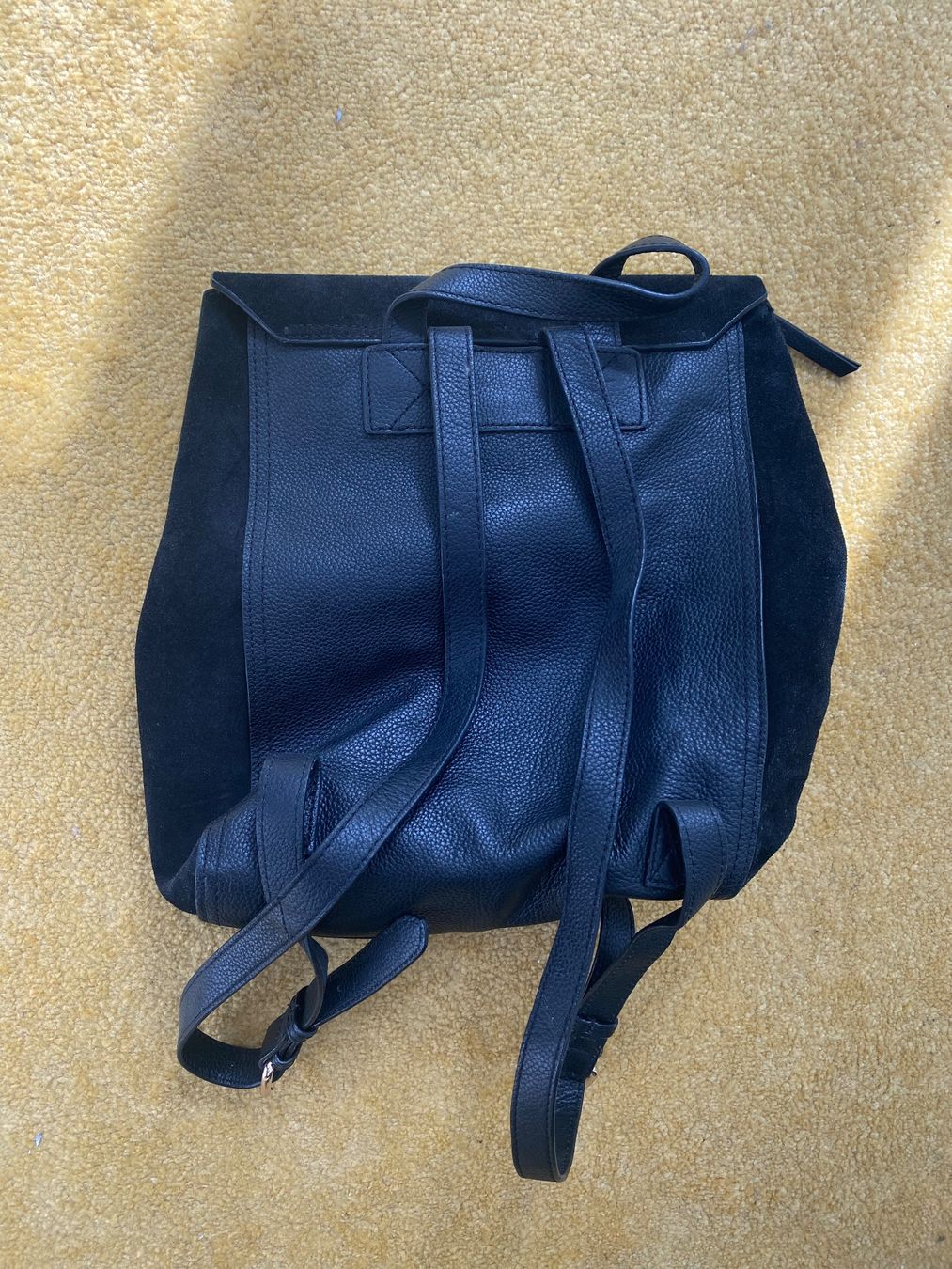 Rucksäcke: SCHWARZER RUCKSACK AUS KUHLEDER – Gebraucht aus Zürich von iis_fx7j 2
