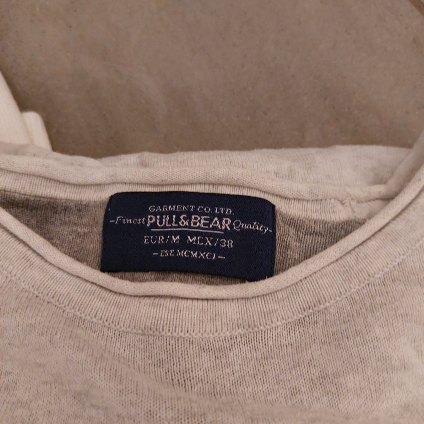 Pullover & Sweatshirts: Pullover 3 Stück – Gebraucht aus Bellikon von Anithom 1