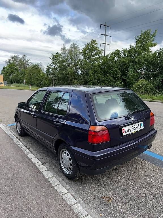 VW Automobili: VW Golf 1800 Swiss Topline – Usato da Meggen venduto da lor_2rvc 2