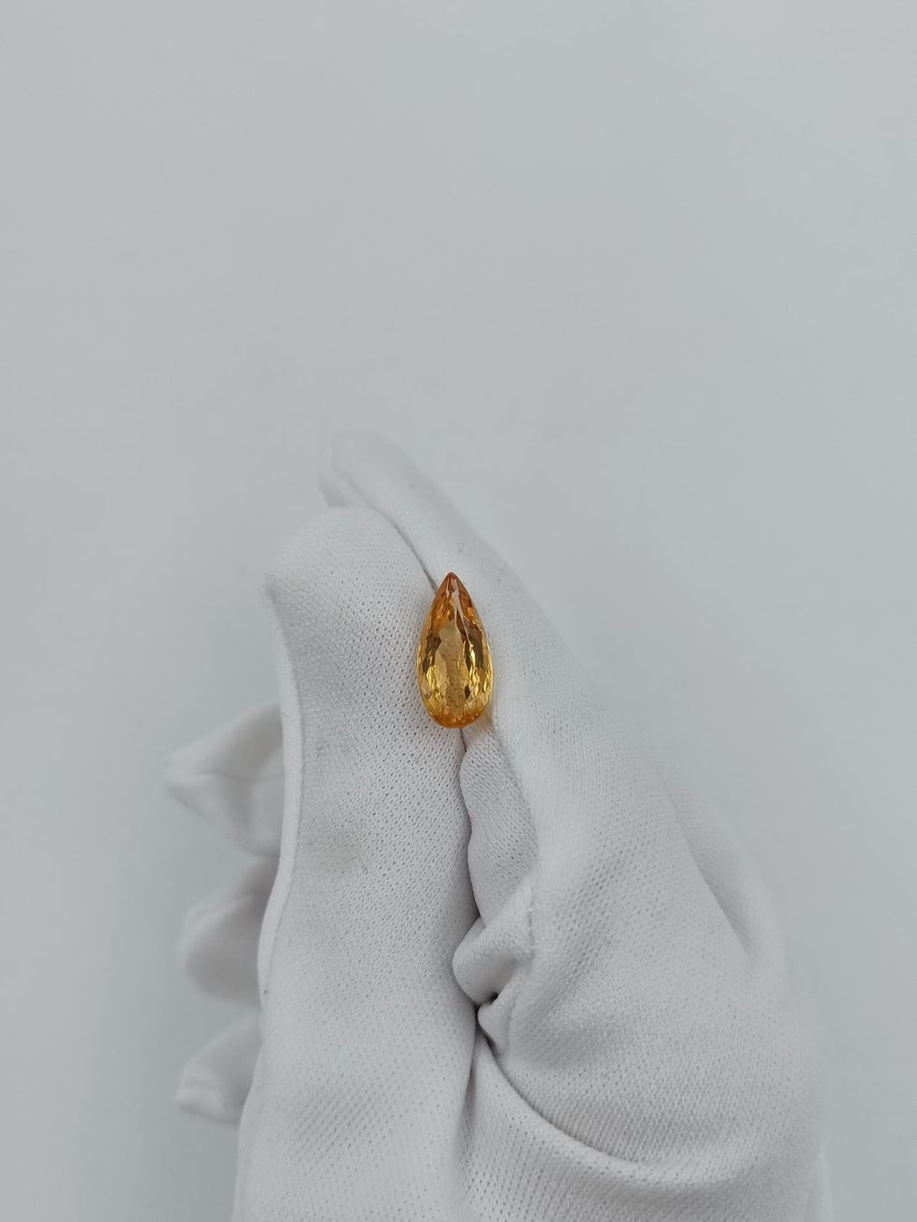 Pietre preziose: 1 HONIGGOLDFARBENER TOPAS 6.54 CT. – Usato da Luzern venduto da EdiGem 8