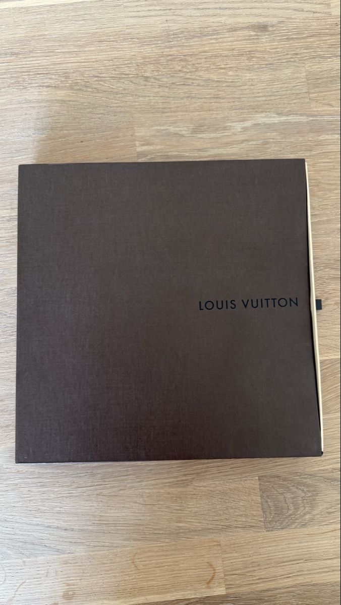 Louis Vuitton Foulards, Tücher & Schals: Louis Vuitton Tuch – Neu (gemäss Beschreibung) aus Zürich von Riley16 2