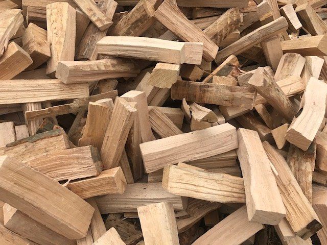 Articoli in legno: Chemineholz 33cm Buche extra fein gespalten – Nuovo e nell'imballaggio originale da Vielbringen Worb venduto da lua_cm7v