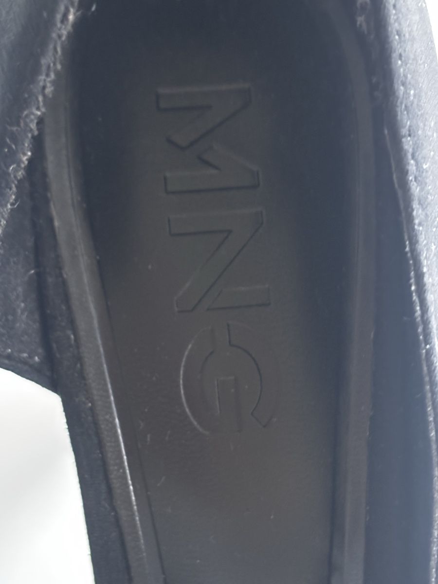 Mango Scarpe da donna: Elegante, schwarze Wildleder Pumps von Mango Grösse 40 – Nuovo (secondo la descrizione) da Steffisburg venduto da TelmaG 4
