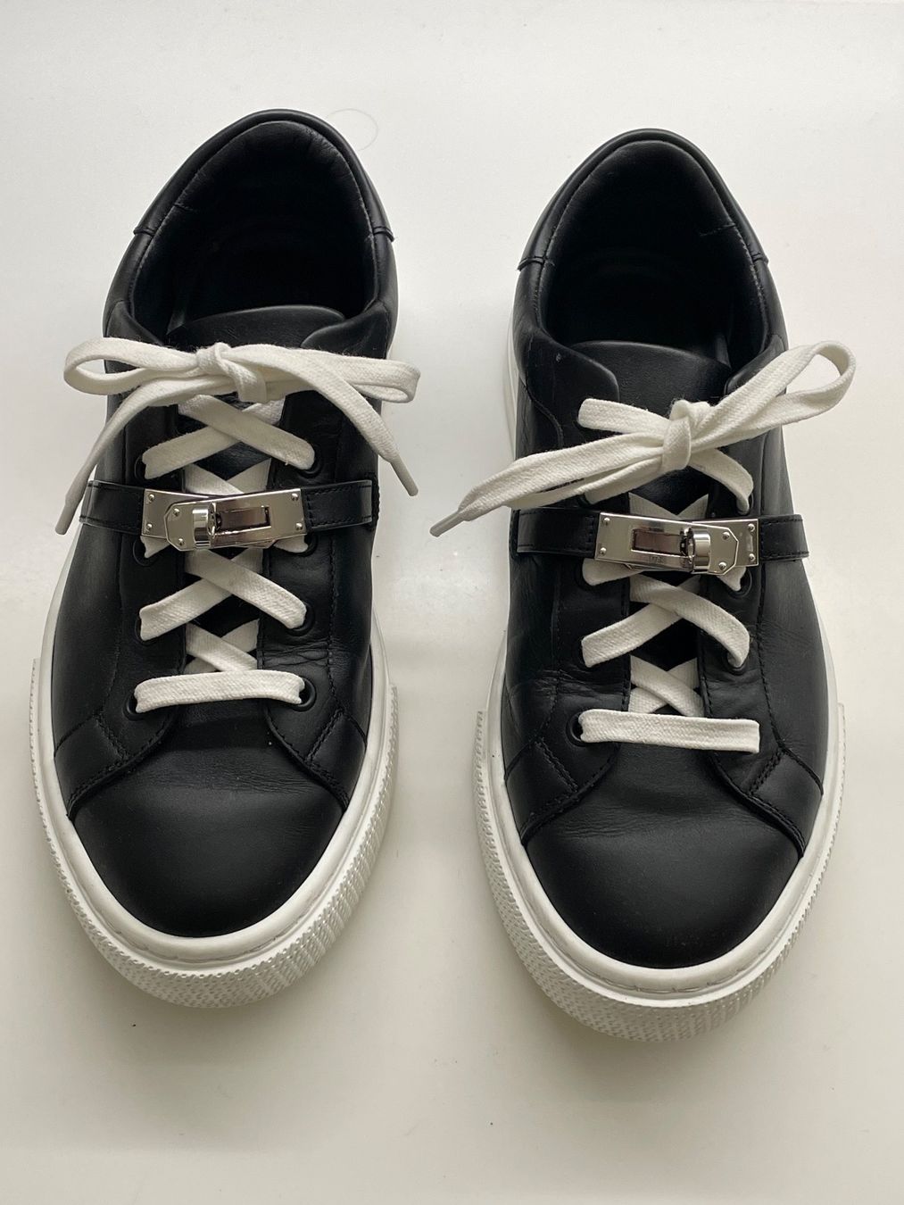 Hermès Scarpe da donna: Hermès Sneakers Day – Usato da Zürich venduto da Folgado 3