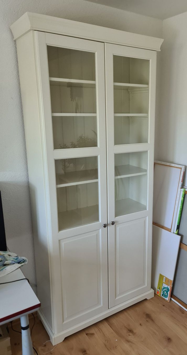Ikea Armoires: Vitrine  / Schrank IKEA Hemnes – D'occasion à Leimbach AG par Mops04 2