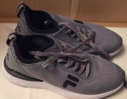 FILA Schuhe für Sport Gr. 40