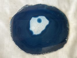 Dekorative blaue Achat-Scheibe, selten, sehr schönes Blau!