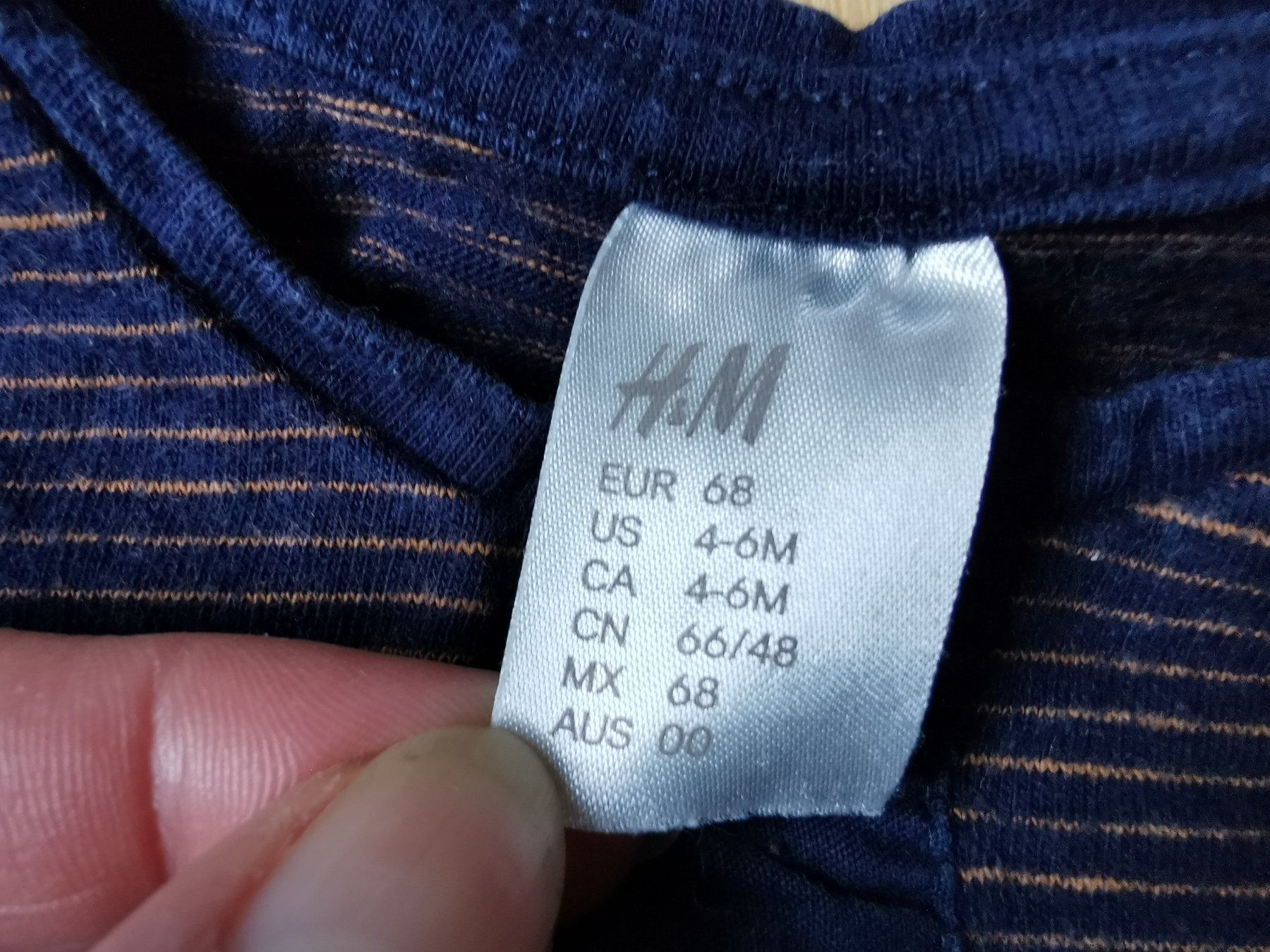 H&M Pullover & Sweatshirts: Langarmshirt H&M Gr. 68 – Gebraucht aus Stäfa von flamingo_17 2