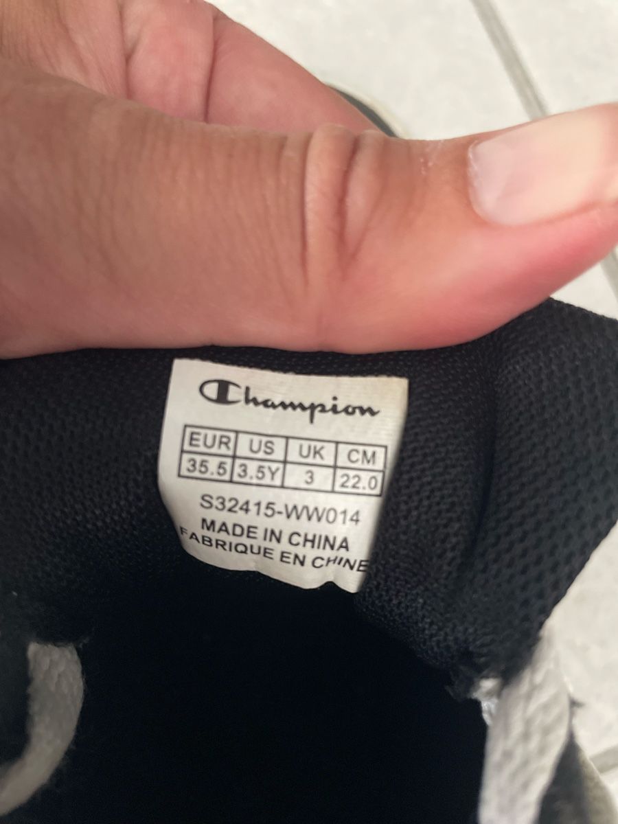 Champion Schuhe für Jungen: Champion Schuhe Grösse 35.5 neuwertig – Gebraucht aus sonvico von Ptequila 1