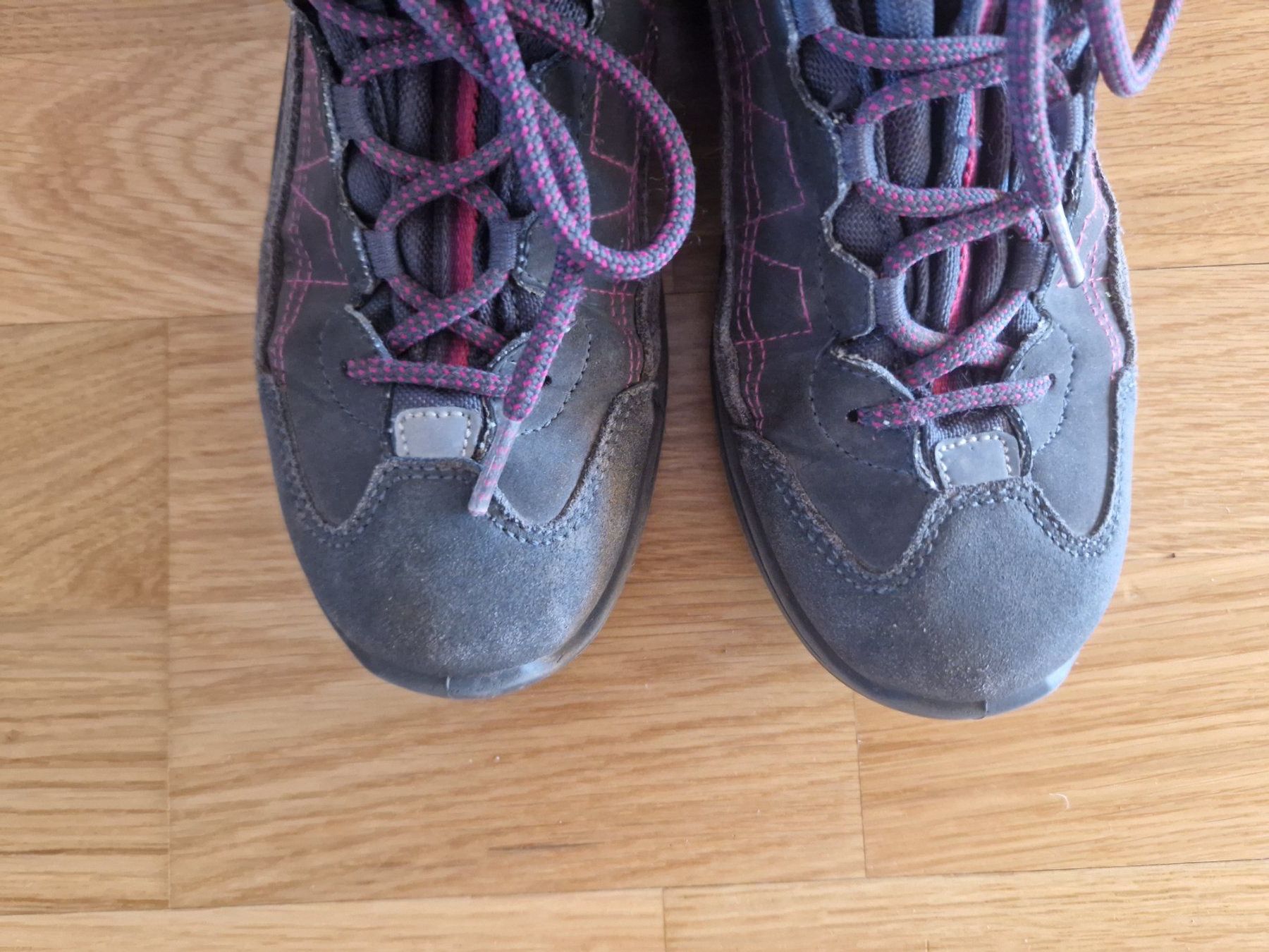 Lowa Scarpe per ragazze: LOWA Wanderschuhe Kinder Goretex, Grösse 34 – Usato da Buchs venduto da sonjaja 4