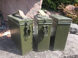 3 er Set. Munitionskisten  grün verm. CH Armee
