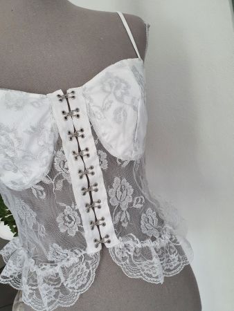 Weisses Spitzentop *neu*