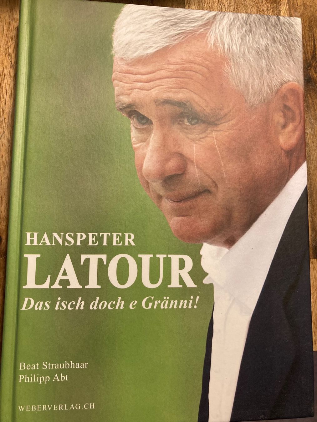 Bücher: Buch - Hanspeter Latour – Gebraucht aus Wichtrach von Queensparkunite