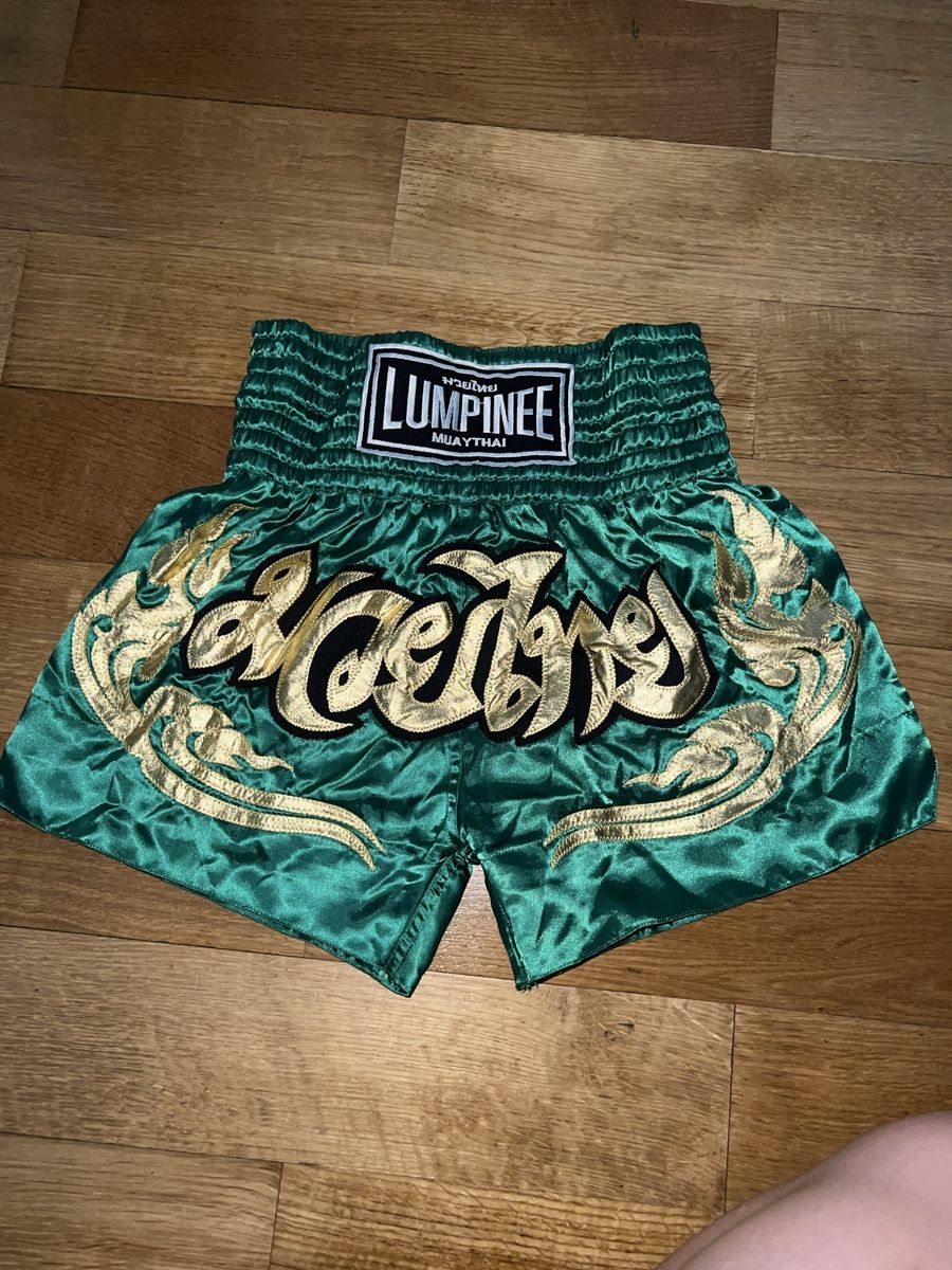 Pantaloni: Muay Thai Shorts Grün – Usato da Aesch BL venduto da sof_rk2j