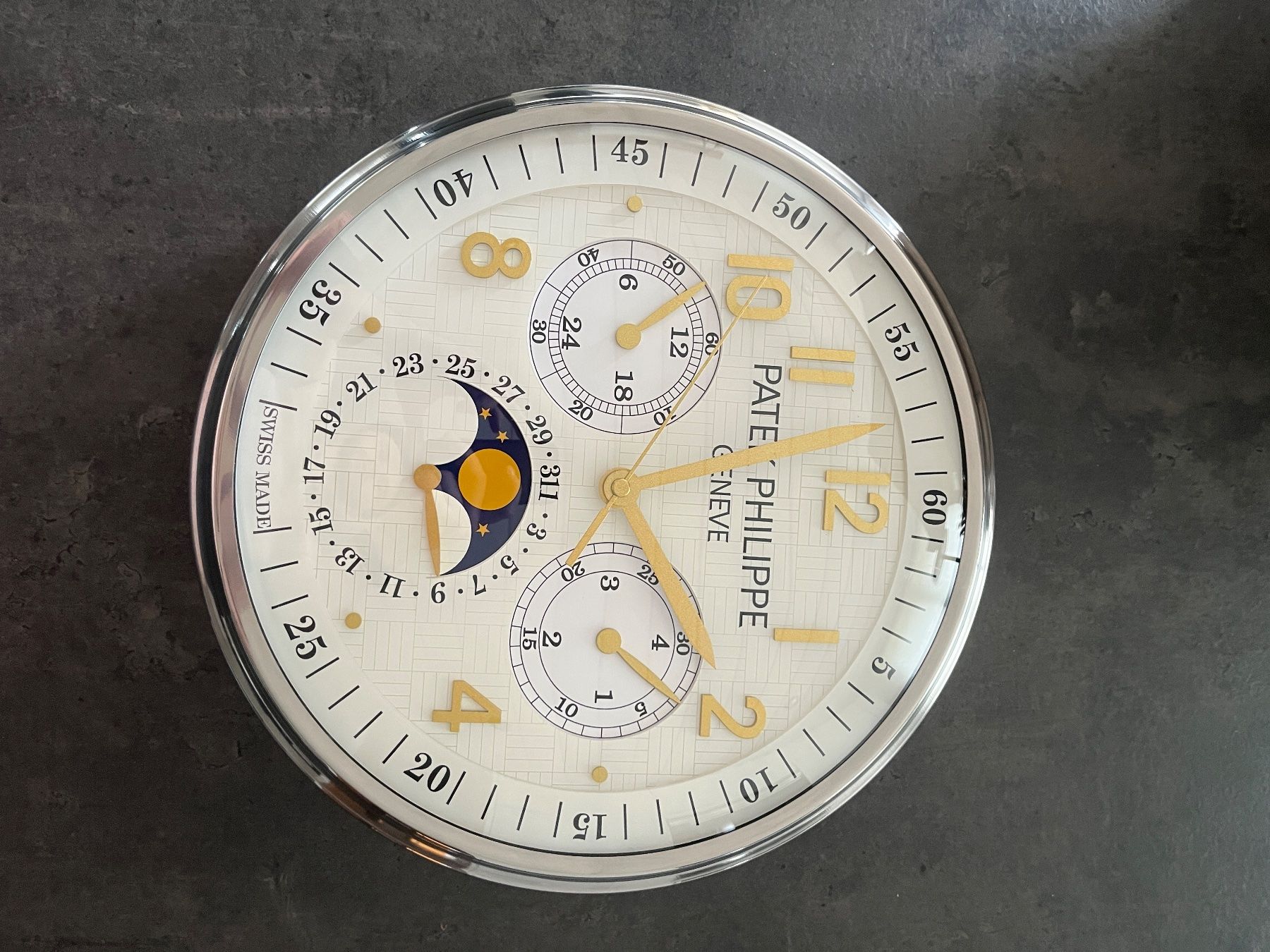 Patek Philippe Montres: Patek Philippe Wanduhr Wall Clock – D'occasion à Wichtrach par bro_ym6v