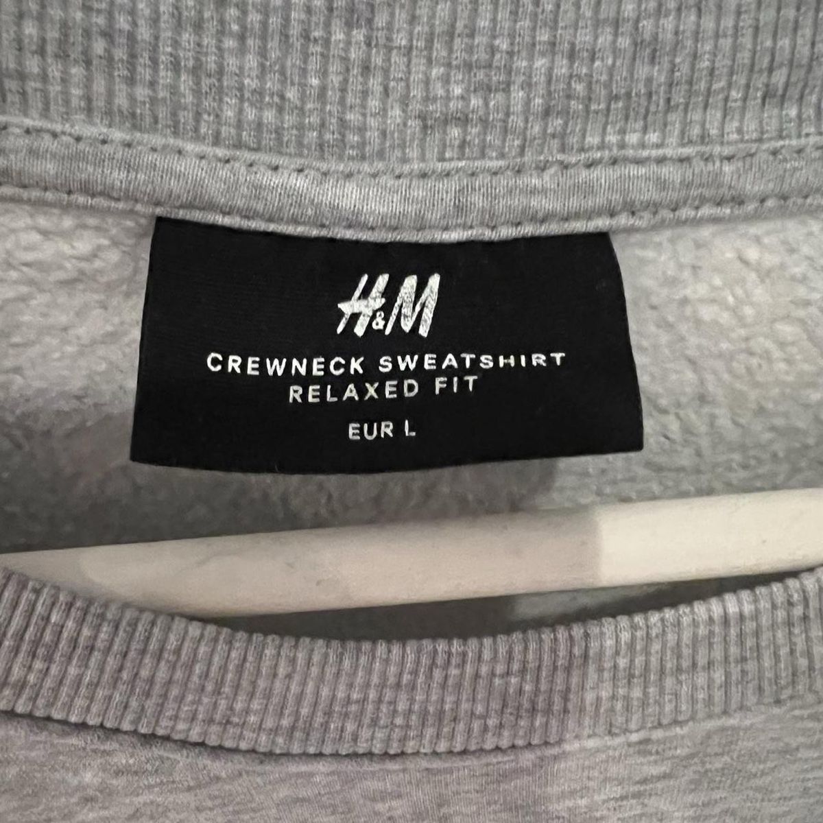 H&M Pullover & Sweatshirts: H&M crewneck sweatshirt relaxed fit – Neu (gemäss Beschreibung) aus Ermenswil von nils.schreckenbauer 2