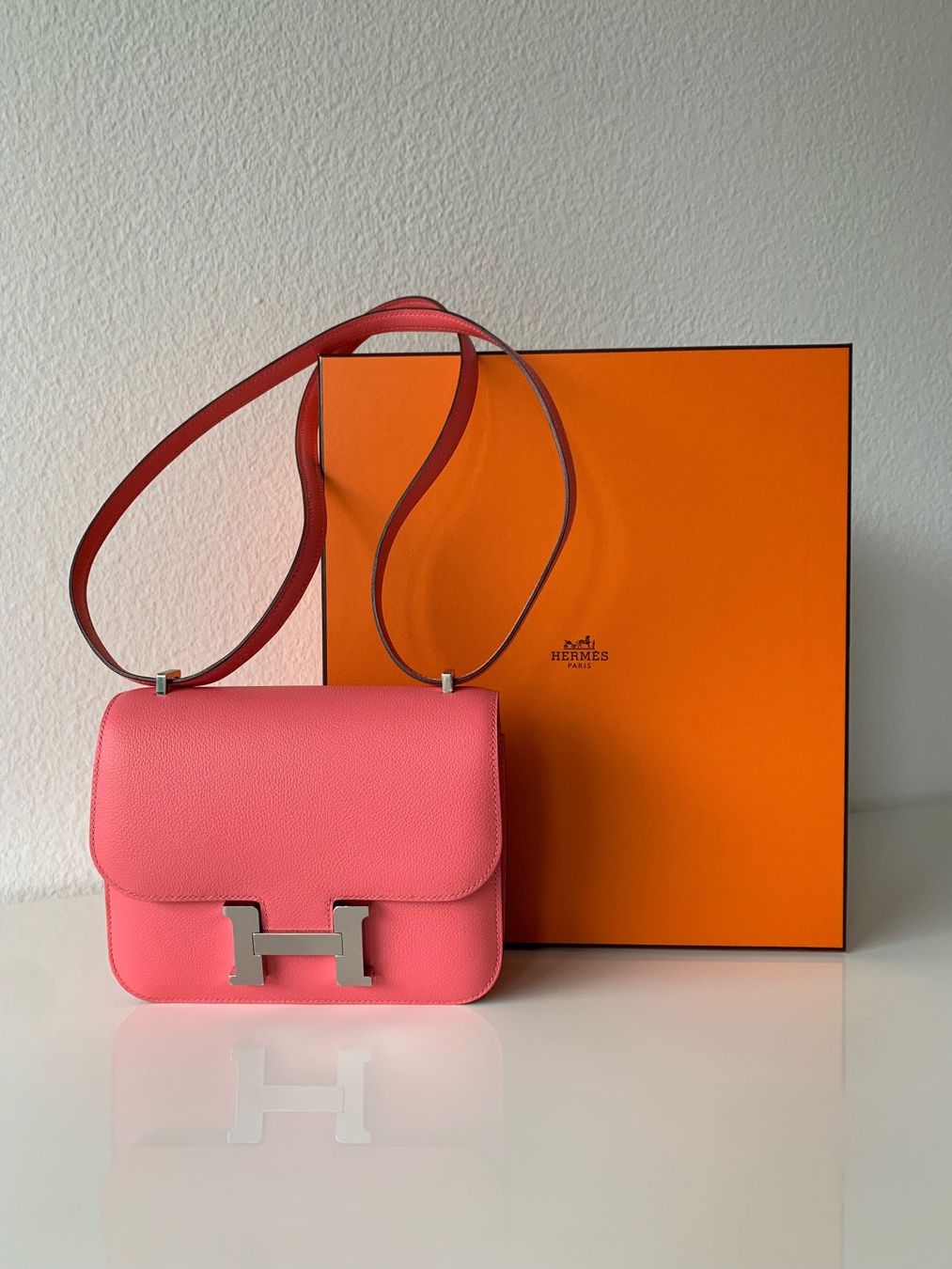 Hermès Taschen für Damen: Hermes Constance Tasche – Neu und originalverpackt aus Winterthur von 19.19