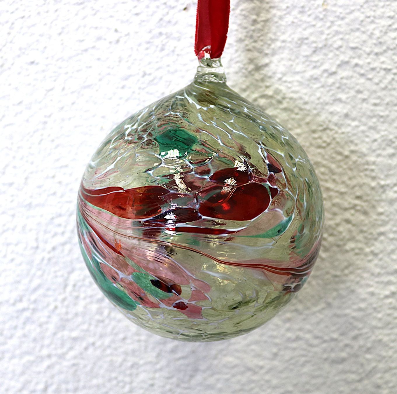 Tutte le decorazioni: Farbige Glaskugel mit roter Schleife – Usato da Volketswil venduto da brockipfannenstil 3
