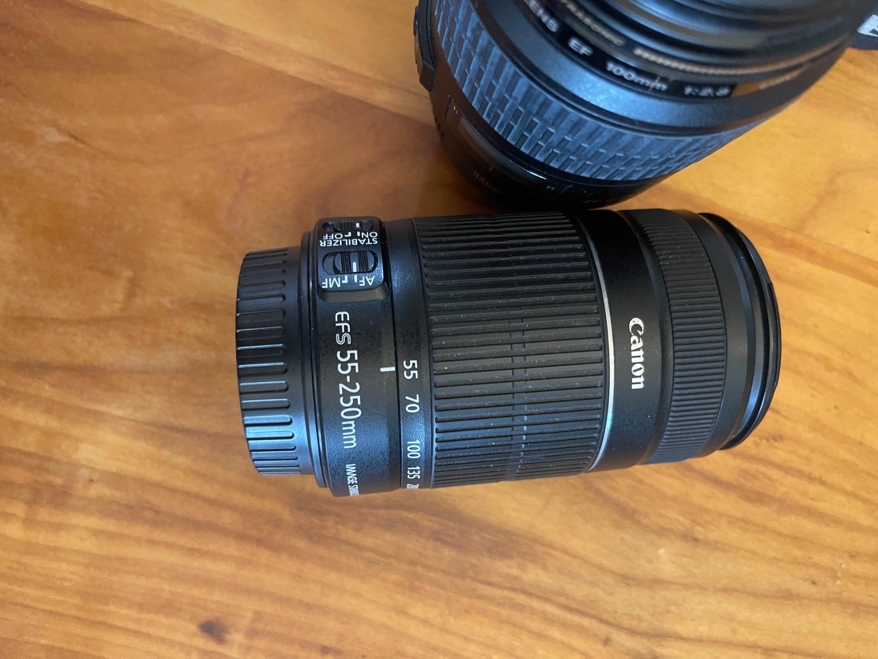 Canon Kamera: CANON EOS 1100D SET + 2 OBJEKTIVE + MACRO + ZUBEHÖR – Gebraucht aus Siblingen von Woltersdorf50 4