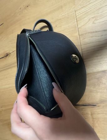 Elegante schwarze Handtasche / Schultertasche – schwarz