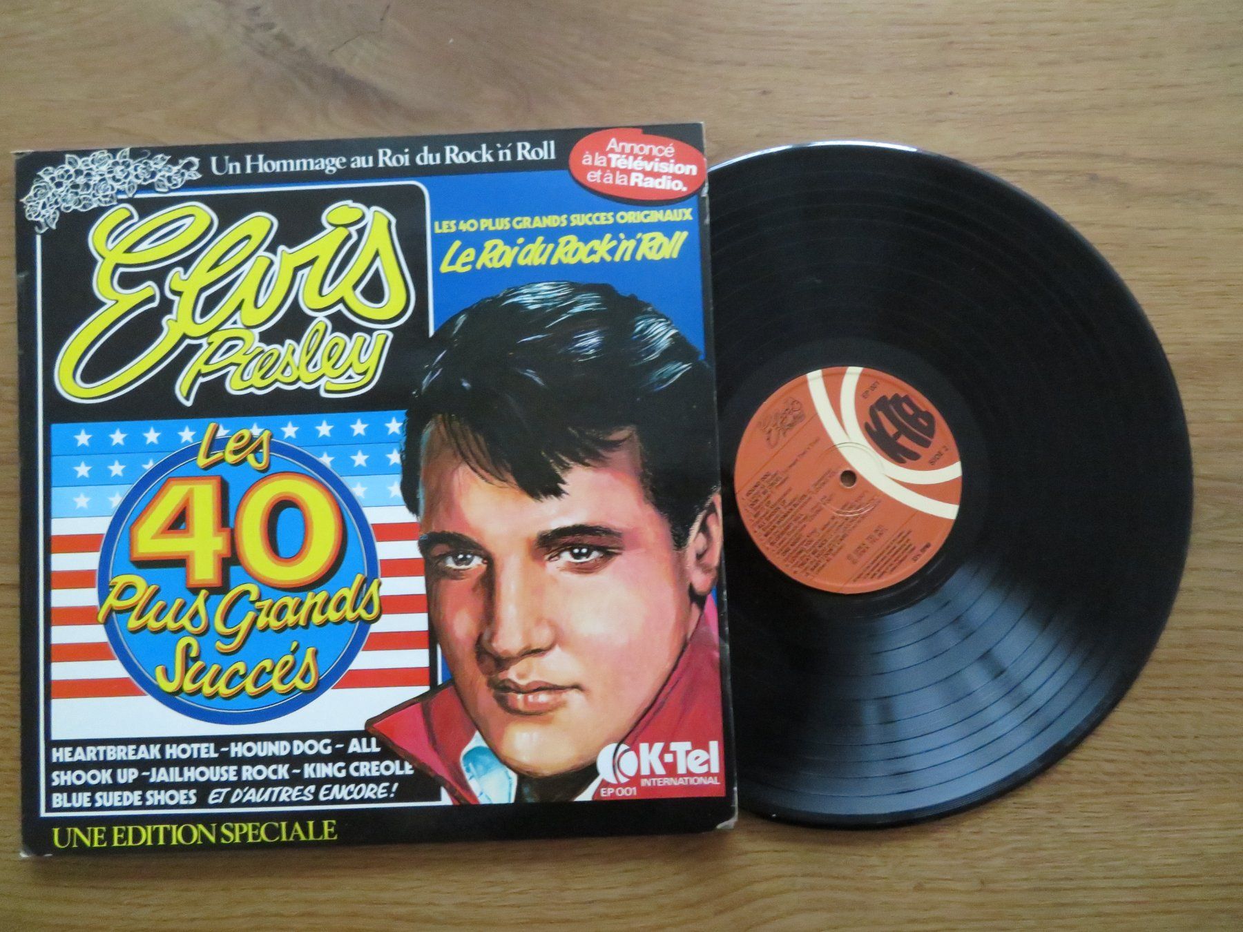 Dischi in vinile: Elvis Presley - Les 40 Plus Grands Succès - Schallplatte ... – Nuovo (secondo la descrizione) da Zürich venduto da max_cp5f