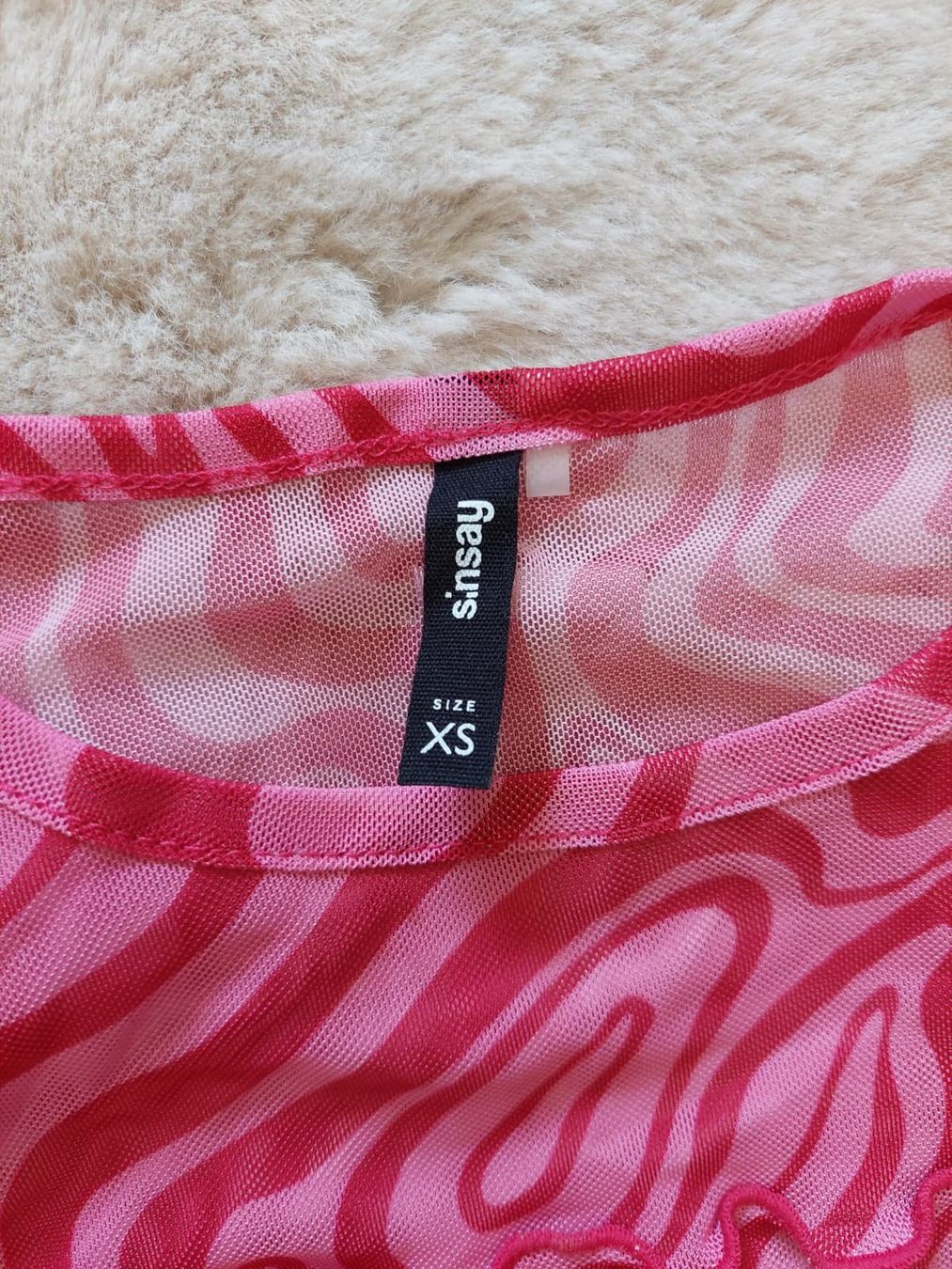 Top: Top von Sinsay Gr.XS Neu – Nuovo (secondo la descrizione) da Domat/Ems venduto da Lorand_ 1