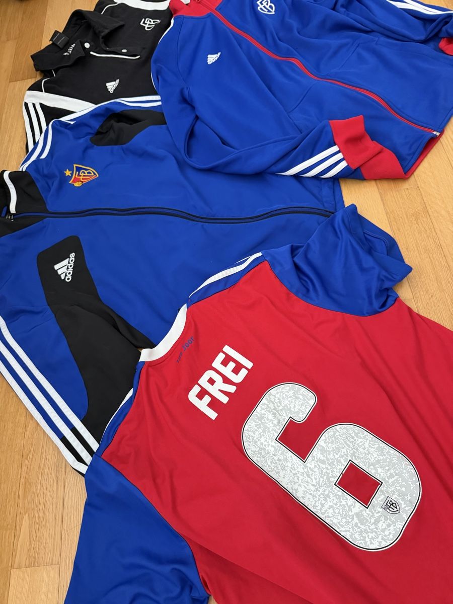 FC Basel Canottiere & Pantaloni: Fc Basel Adidas Nike Trikot Set  – Usato da Füllinsdorf venduto da hae_gt9l 4