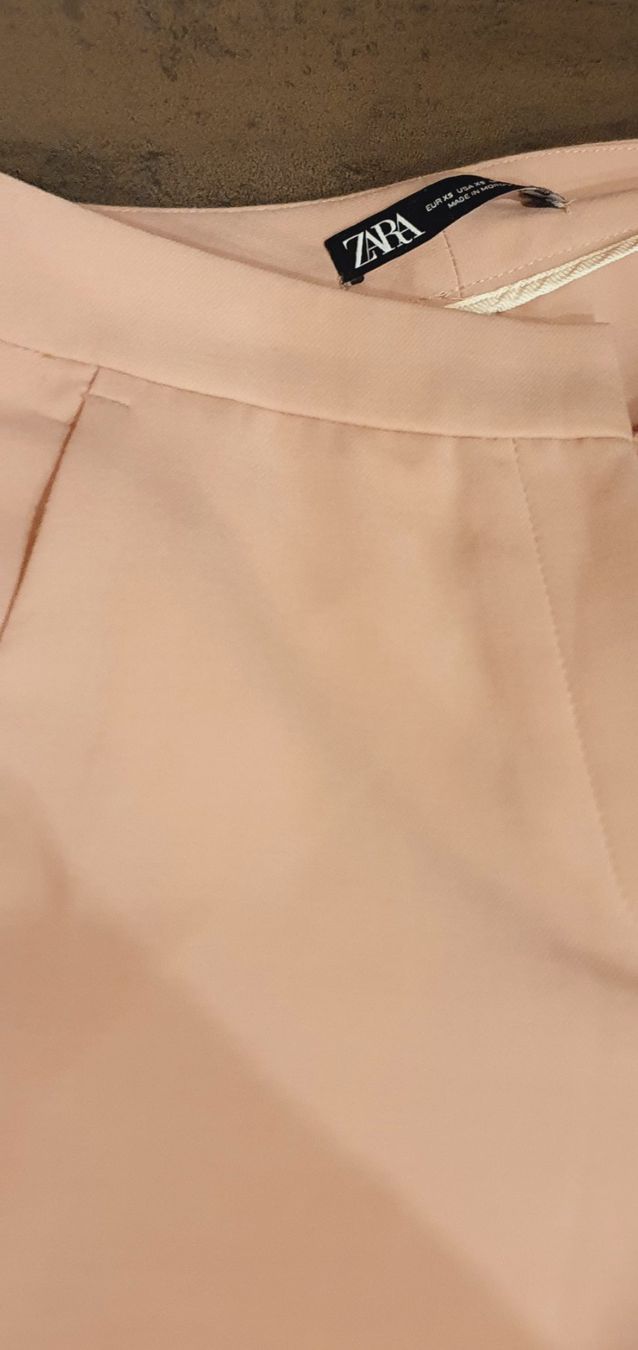 Zara Pantaloni: Hose Zara Gr. 34 rose – Usato da Stansstad venduto da InStyle8 7