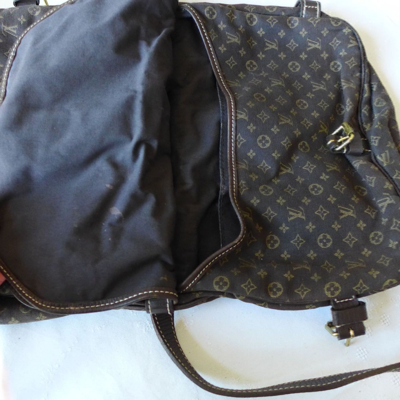 Louis Vuitton Borse: Louis Vuitton Saumur 30 Crossbodybag – Usato da Bottmingen venduto da sandy_2 6