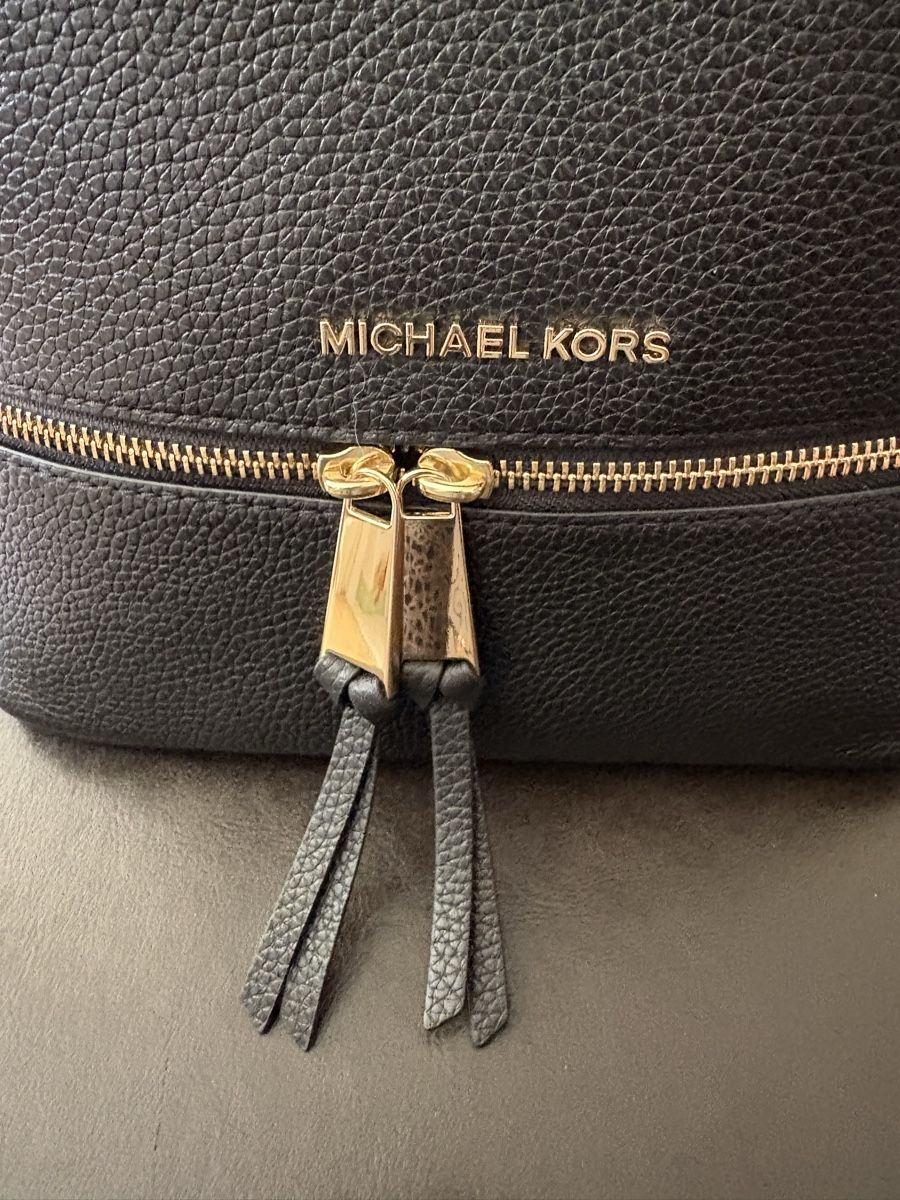 Michael Kors Zaini: Wunderschöner Rucksack von Michael Kors – Nuovo (secondo la descrizione) da Brütten venduto da gisela777 2