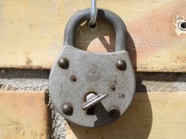ALTES VINTAGE VORHÄNGESCHLOSS SCHLOSS