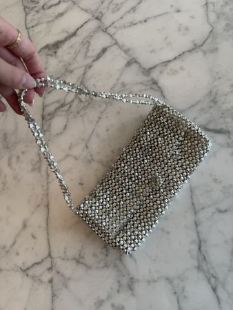 Silberne Abendtasche