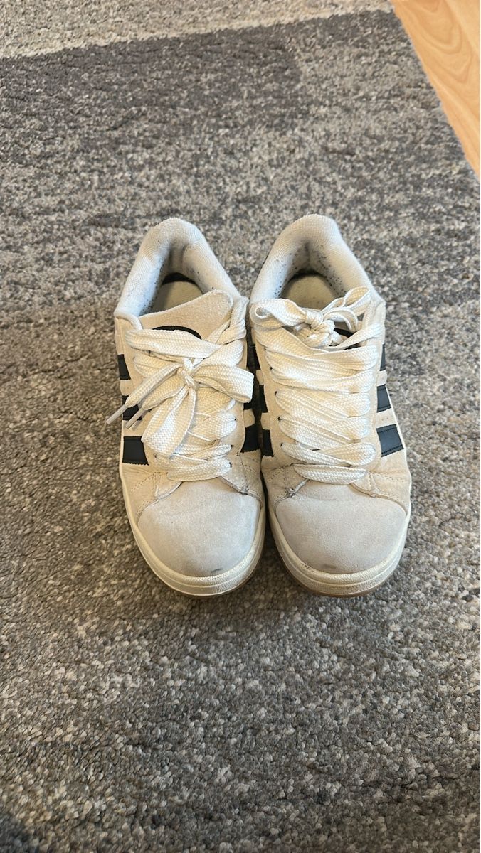 Adidas Scarpe da uomo: Sneakers Adidas Grösse 40  – Usato da Dietikon venduto da sal_zdn5
