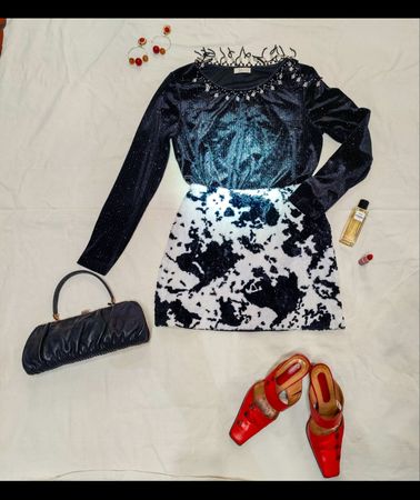 Vintage Y2K faux fur cow print mini skirt
