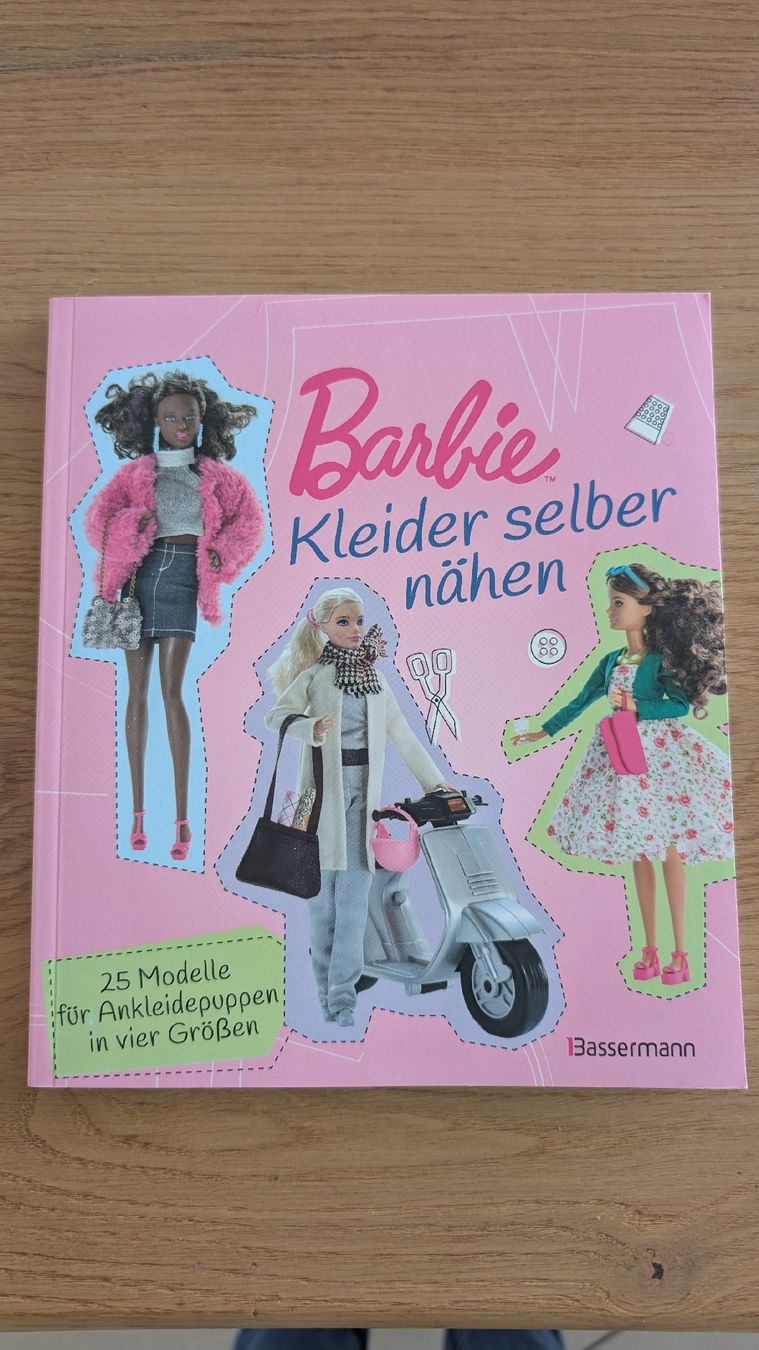 Libri: Barbie Kleider selber nähen – Usato da Elsau venduto da saki1986
