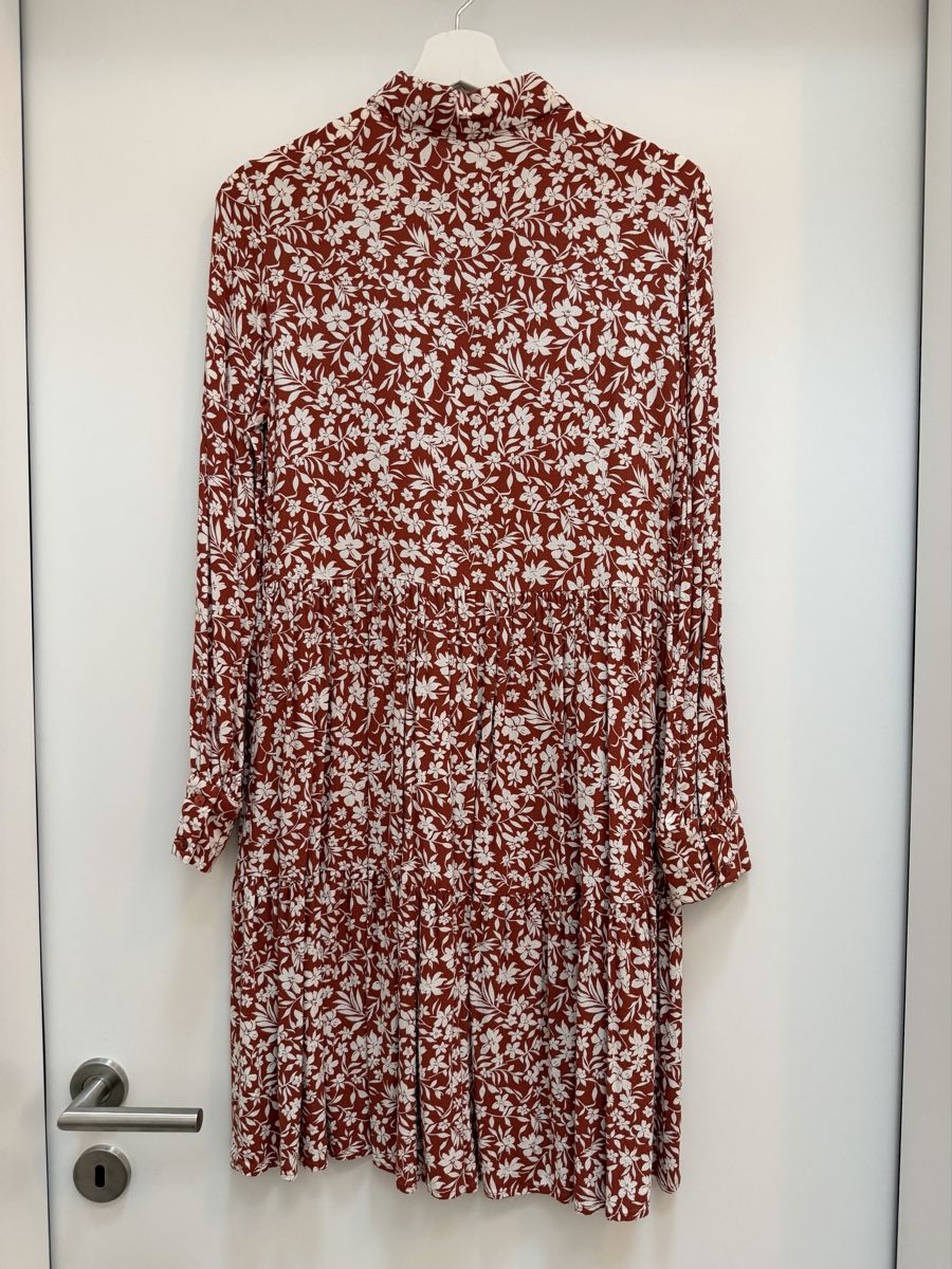 Pieces Kleider: Kleid von PIECES – Gebraucht aus Bülach von ro.ho 2