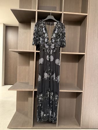 Mery‘s Abendkleid, Grösse 34, Schwarz mit Pailetten